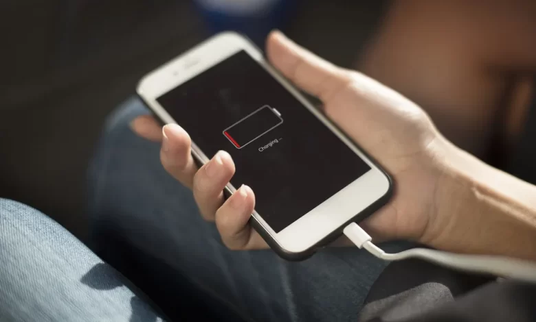 Bateria viciada? Mitos, verdades e práticas inteligentes para prolongar a vida do seu celular
