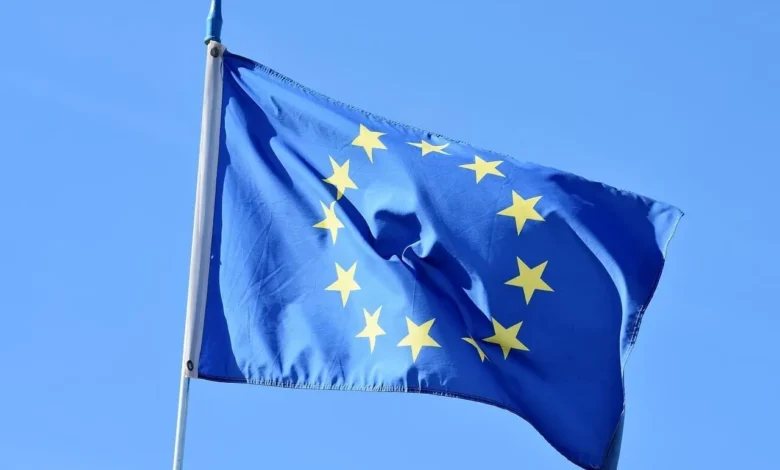 União Europeia enquadra ChatGPT como mecanismo de busca de grande porte e amplia fiscalização sobre a IA