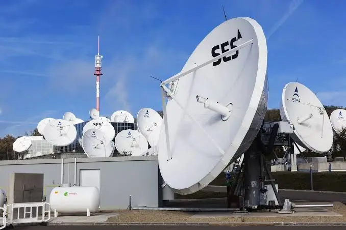 SES aposta em TV híbrida para unir satélite, streaming e publicidade personalizada