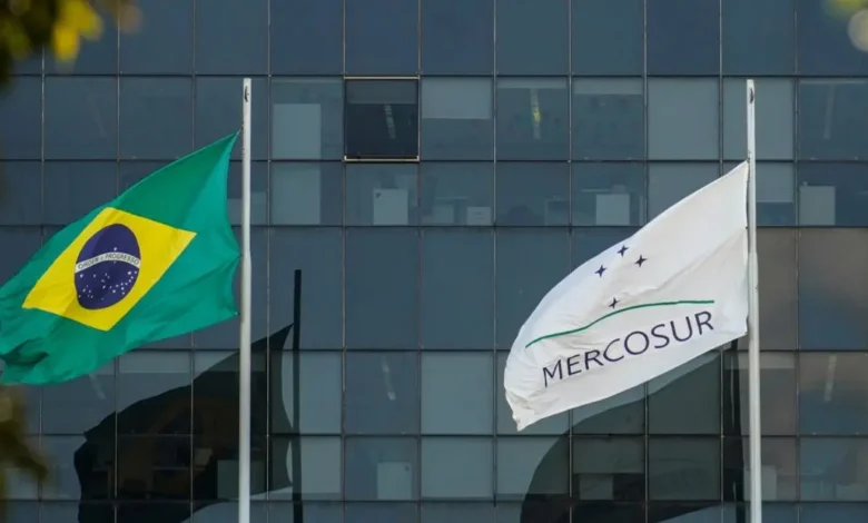 Acordo Mercosul-EFTA vincula benefícios para serviços digitais ao uso de 67% de energia limpa