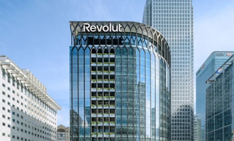 Revolut expõe dados de clientes após criminosos enviarem pedidos falsos usando domínio legítimo de órgão governamental
