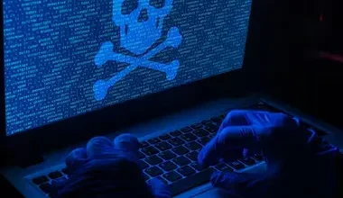 ShinyHunters invade site de vazamentos do grupo Clop e roubam chaves privadas do Tor