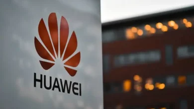 Huawei suspende venda de novos chips de IA fora da China por limitações na produção
