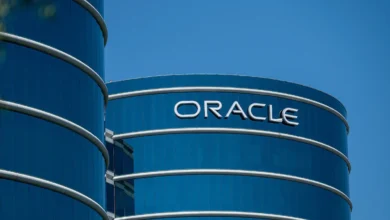 Oracle prepara nova rodada de demissões enquanto acelera investimentos bilionários em inteligência artificial