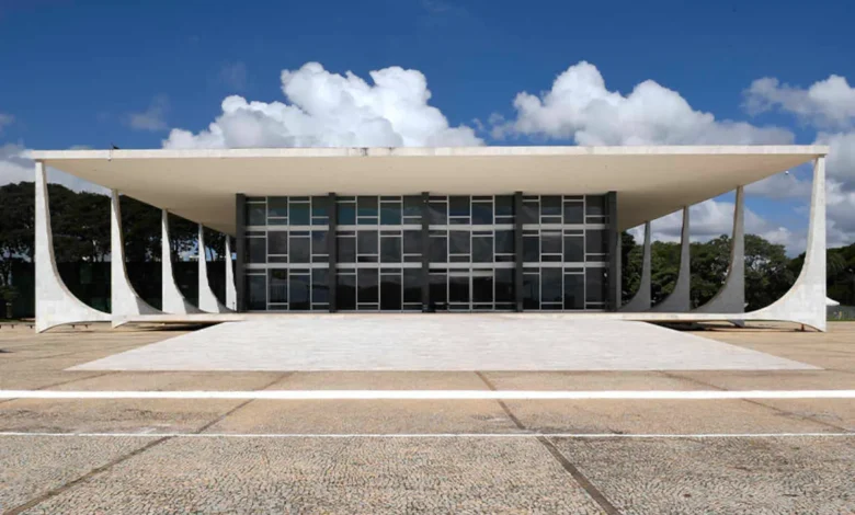 Abrint vai ao STF contra atesto fiscal e trabalhista exigido pela Anatel