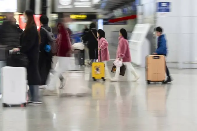 China amplia restrições de viagens e passa a exigir autorização para familiares de especialistas em IA