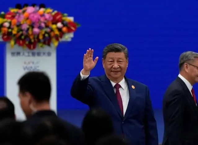 Grupo ligado à China se passa por executivos e autoridades para atacar especialistas em política de IA