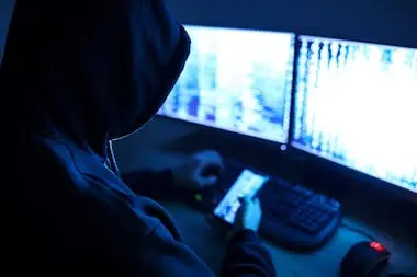 Hacker divulga dados de mais de 40 mil funcionários do governo dos EUA