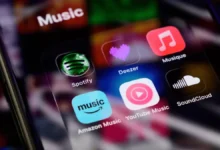 Homem é condenado por fraude de US$ 8 milhões com músicas geradas por IA