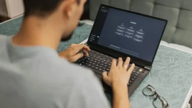 Pesquisa revela que profissionais compartilham dados sensíveis com inteligência artificial