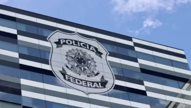 Polícia Federal prende 19 pessoas em operação contra monopólio de internet do Comando Vermelho no Rio