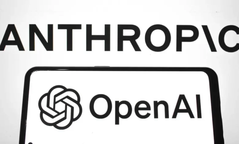 União Europeia inicia fiscalização da IA e cobra informações de OpenAI e Anthropic