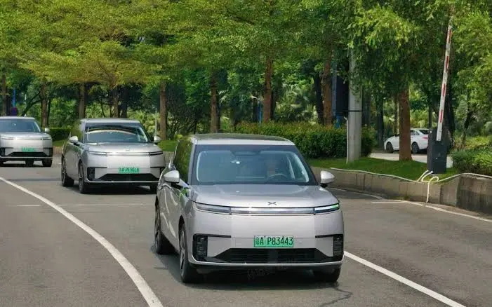 XPeng recebe autorização para operar robotáxi autônomo na China